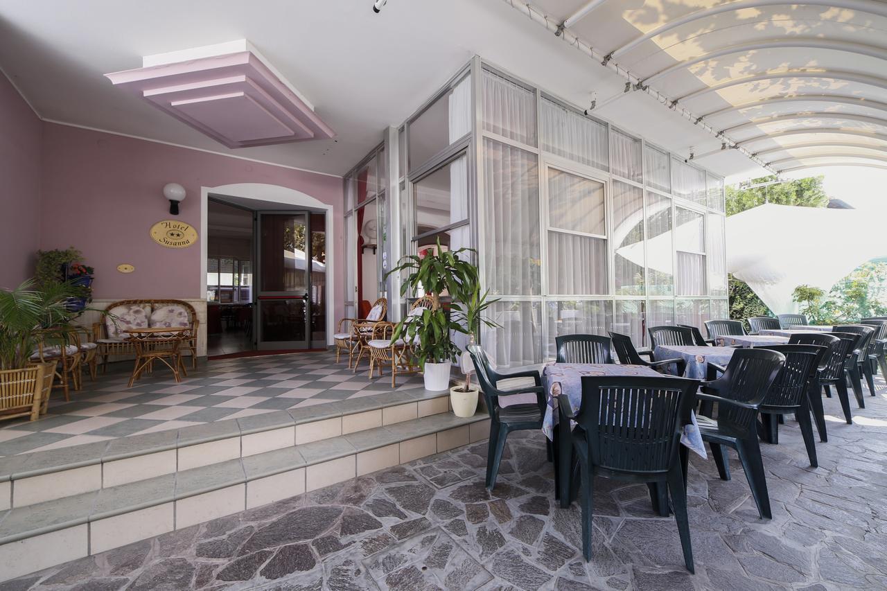 Hotel Susanna Rimini Exterior photo